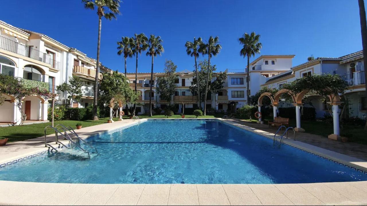 Lovely Apartment In Denia; El Patio エクステリア 写真